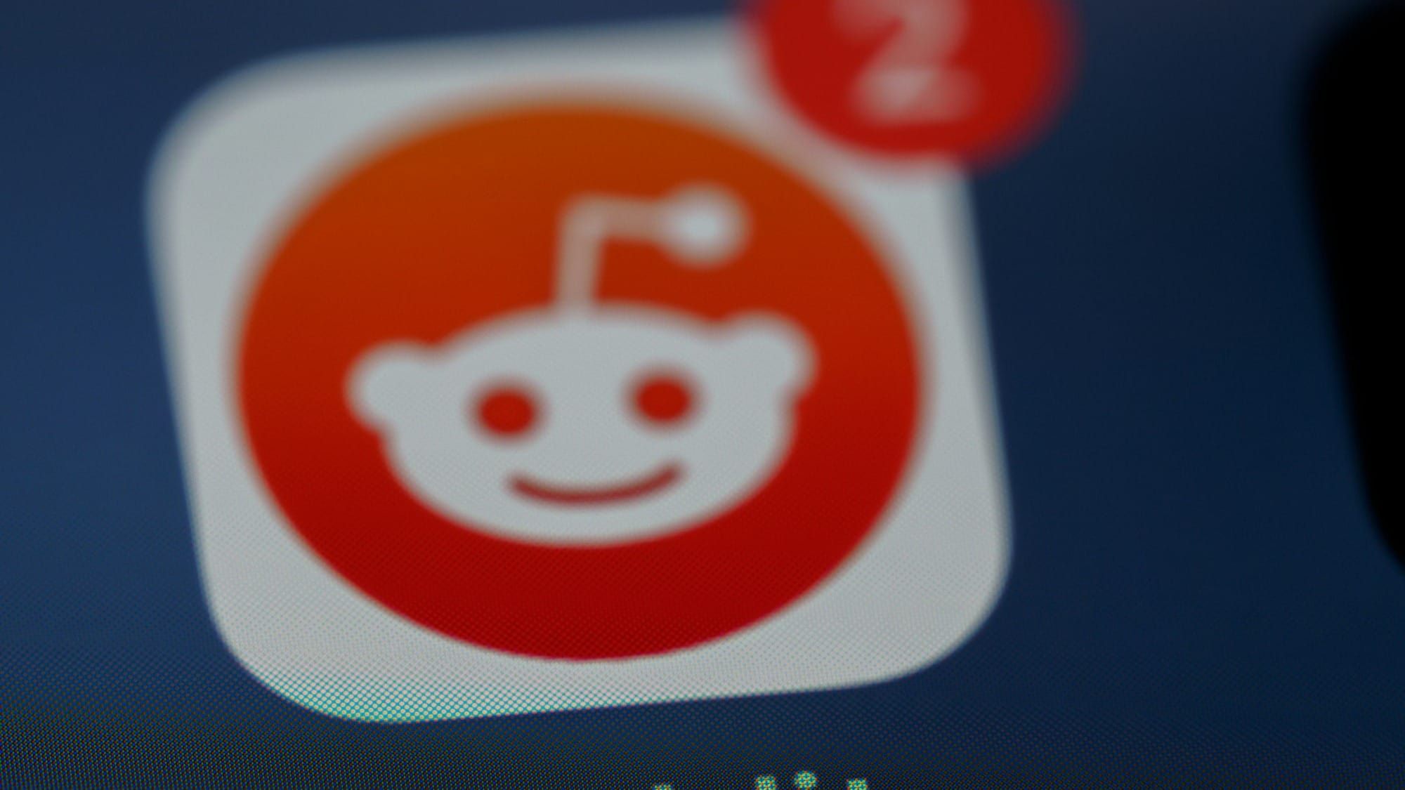 Reddit tests verified profiles