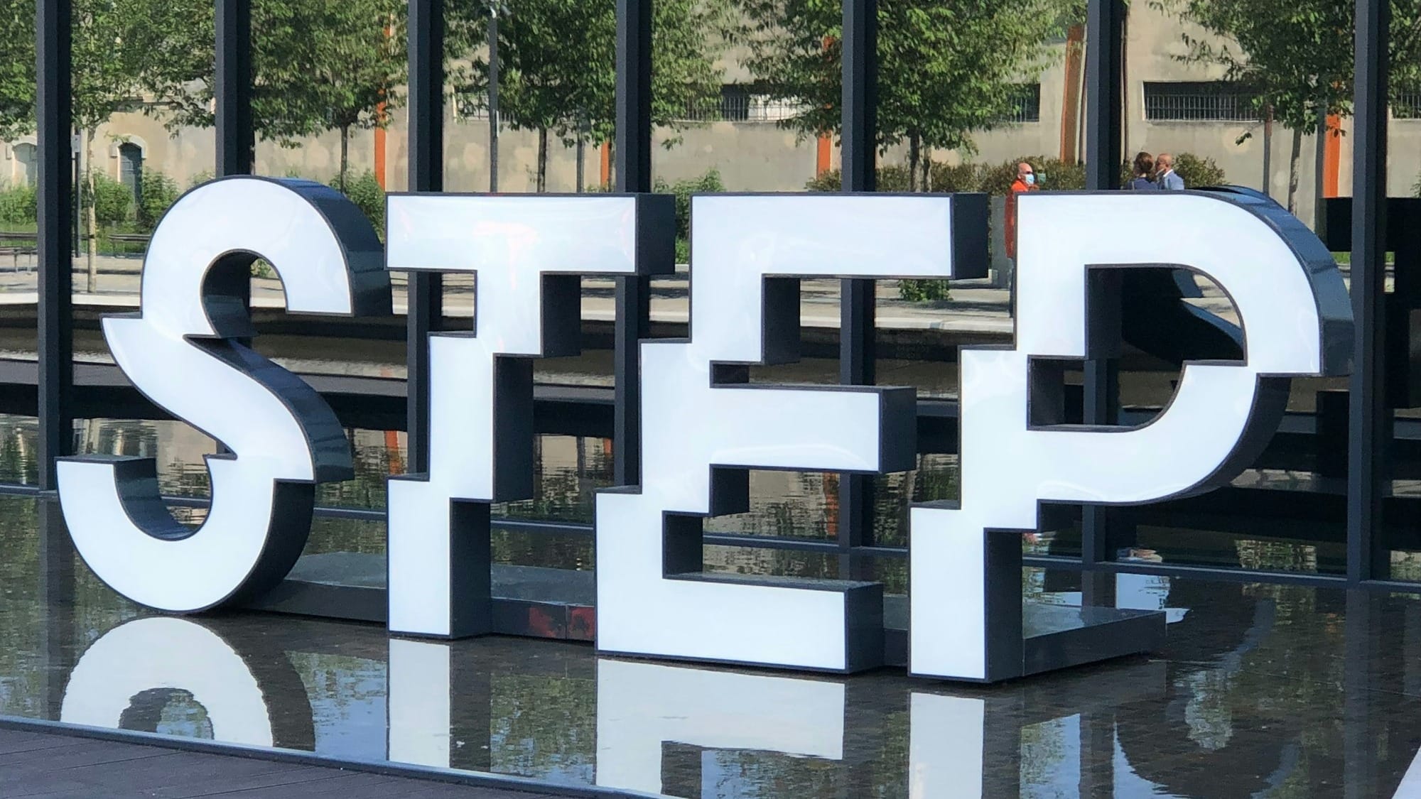 Kraken 360 publishes a 13-step sequencing checklist for crypto token launches