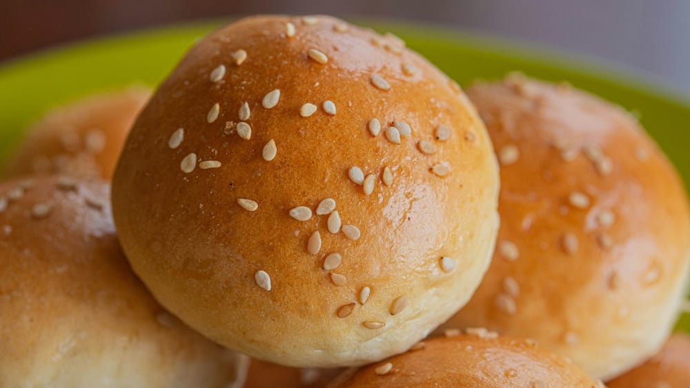 Anthropic buys Bun to supercharge its AI coding tools post image