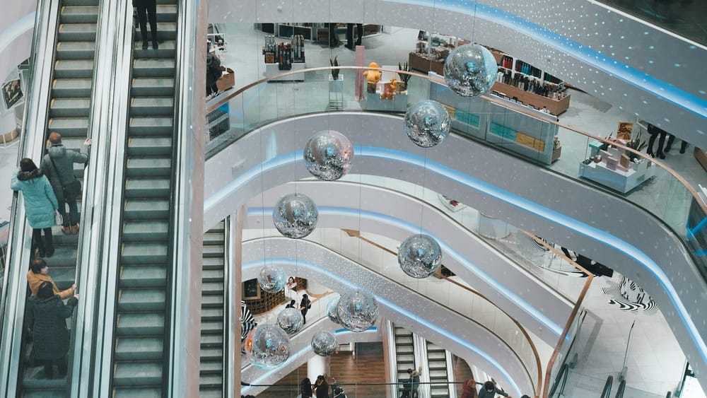 Microsoft pushes agentic AI into retail as automation moves from pilots to execution post image