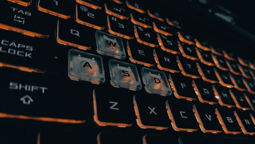 NVIDIA unveils deskside DGX AI systems for local model development post image