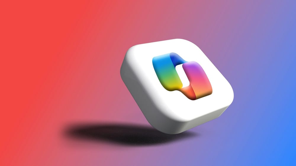 Microsoft shares Copilot prompt to surface praise from Outlook emails and Teams chats post image