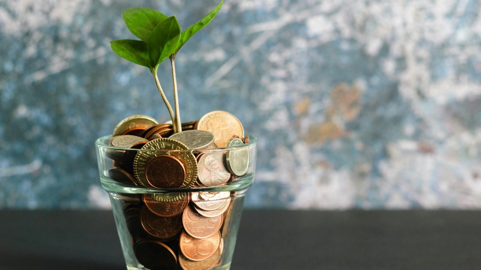 Efficient Computer raises $60m to bring low-power processor to edge AI devices post image