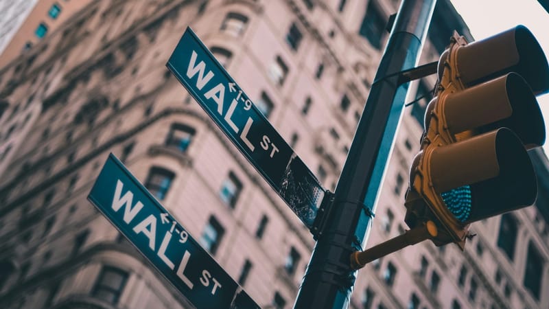 Goldman Sachs Goes All-In on AI... But Wall Street Isn’t Buying the Hype post image