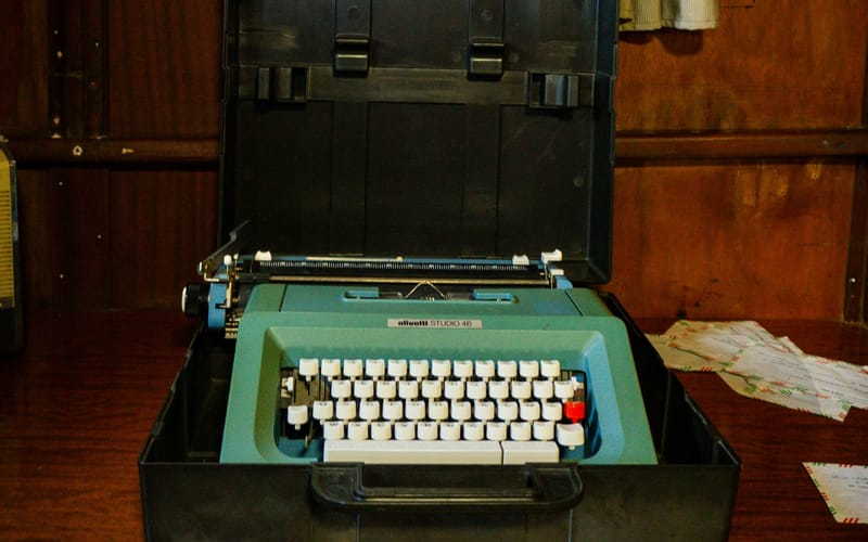 The Curator’s Latest Drafts: AI Ambitions, Sparse Circuits, and Corporate Hype Machines post image