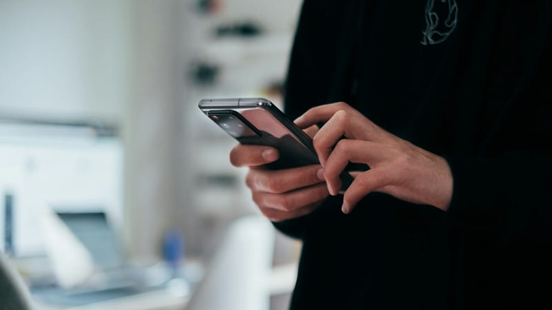 Headline Kraken lists ACU token linked to smartphone-powered compute network post image