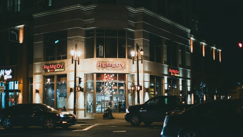 Retailers test agentic AI robots to cut queues and guide shoppers in stores post image