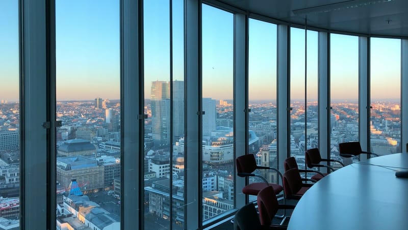 Crypto.com hires chief people strategy officer to lead AI integration post image