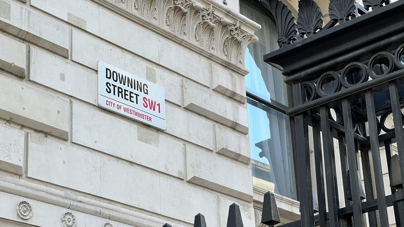 UK government courts Anthropic with London office and dual listing offer post image